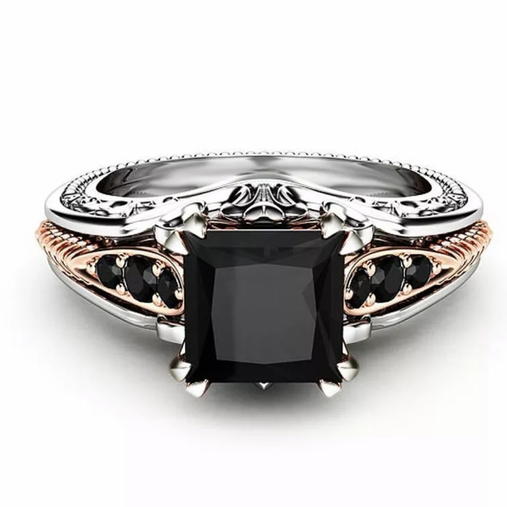 Onyx  Black and Silver Ring 925 silver   Size 8